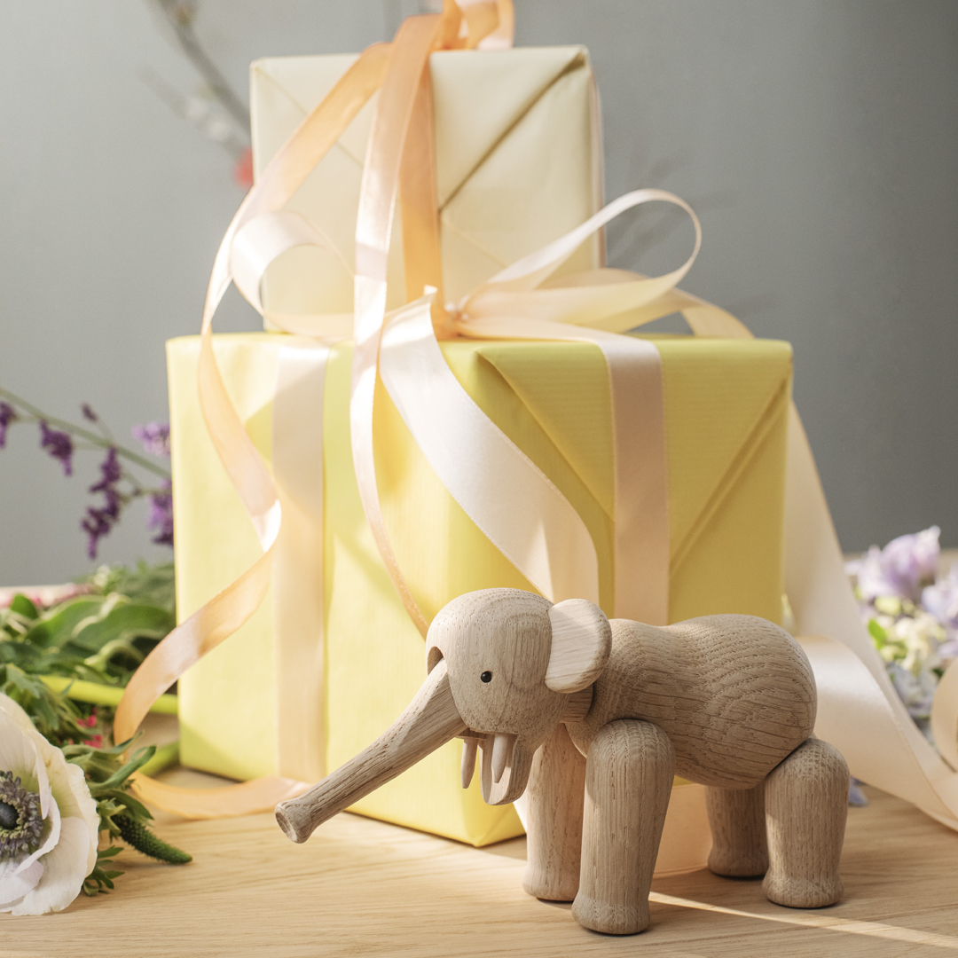 

Elefant lille eg